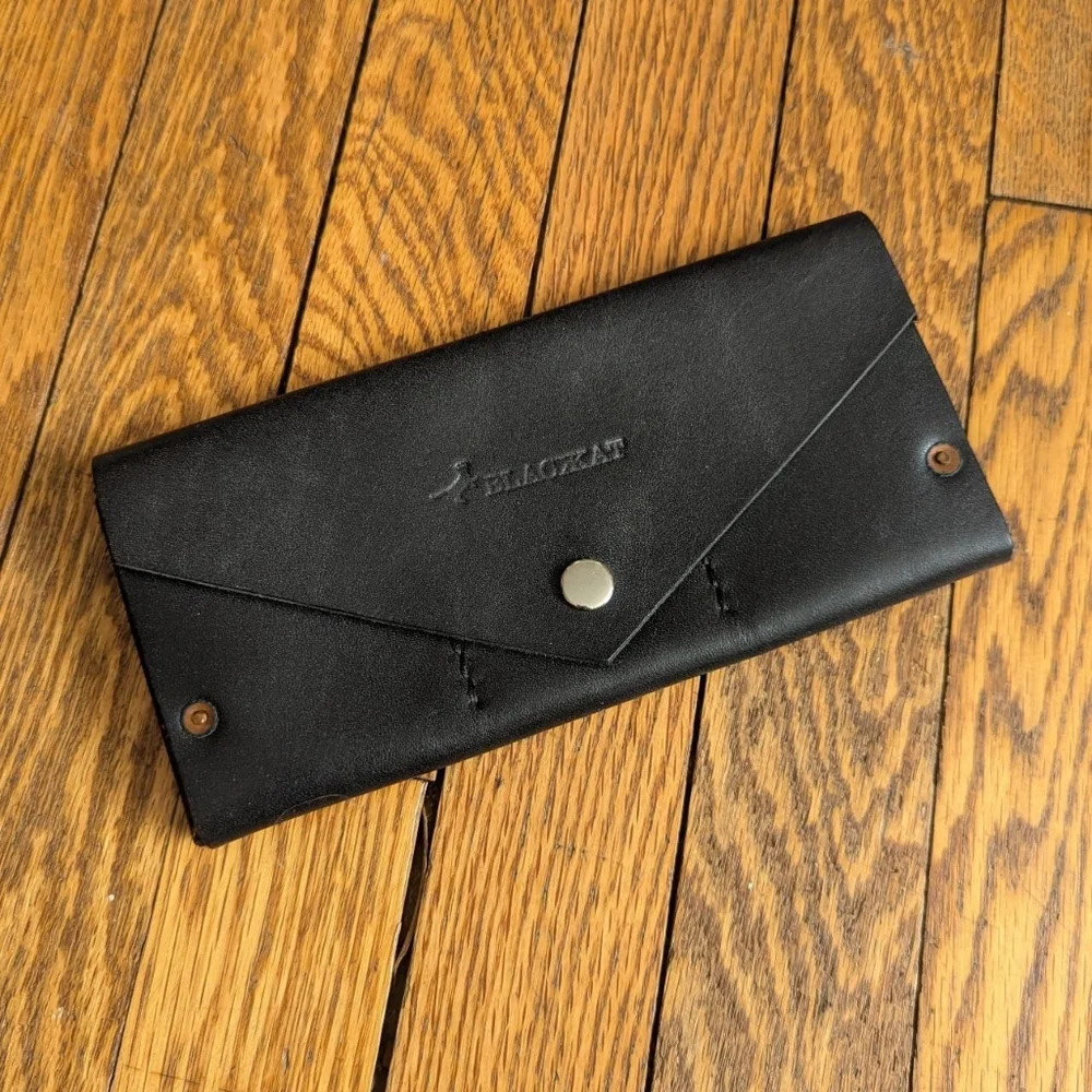 Black Red Leather Artisan Wallet Card holder